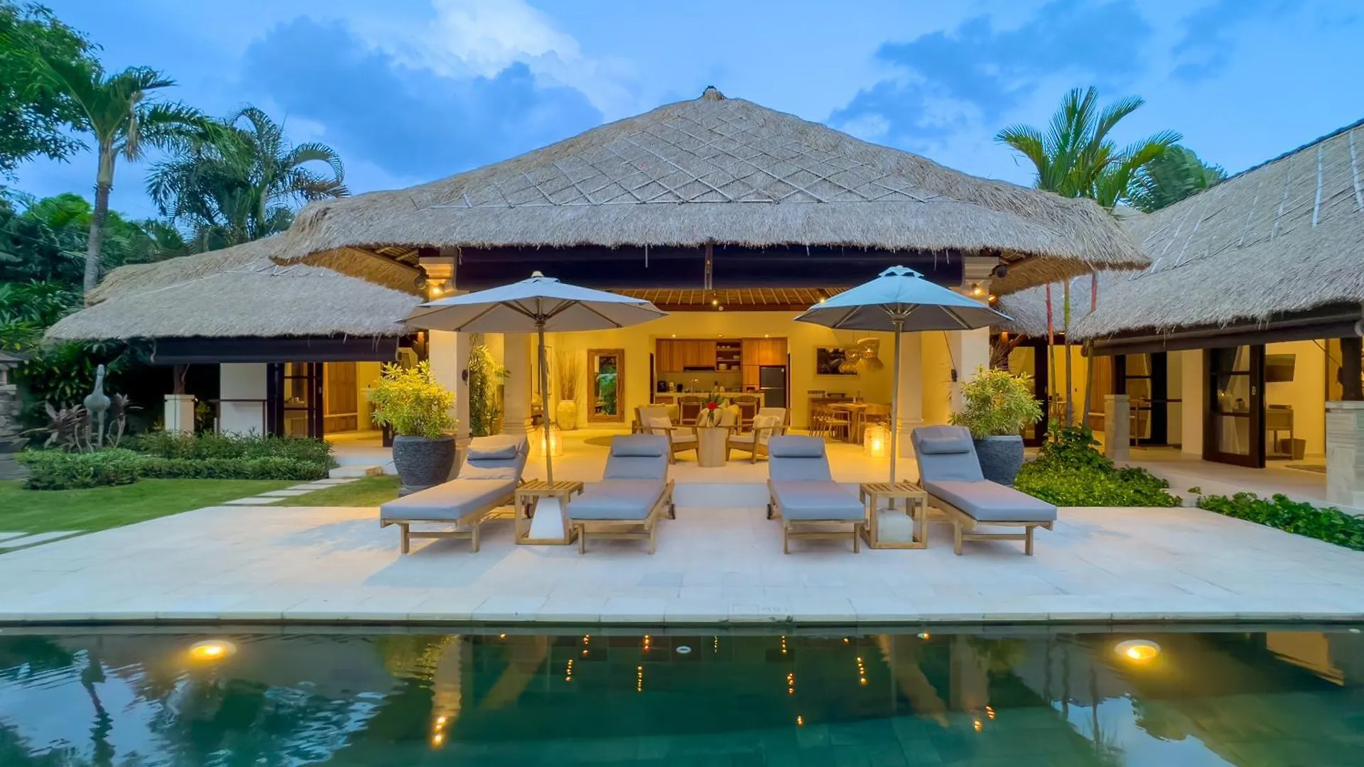 Villa Bugis Seminyak  Seminyak (Bali)